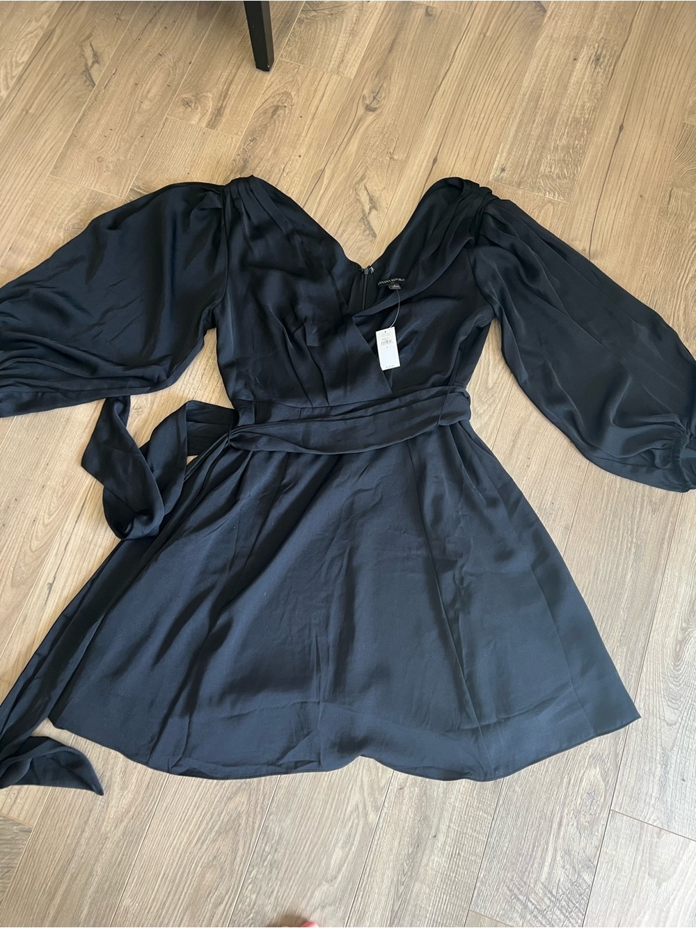 Banana Republic Black Wrap Dress Style Size 8 NWT